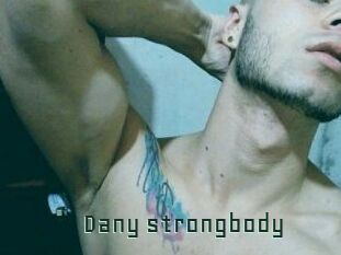 Dany_strongbody