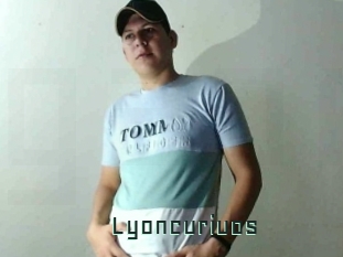 Lyoncuriuos